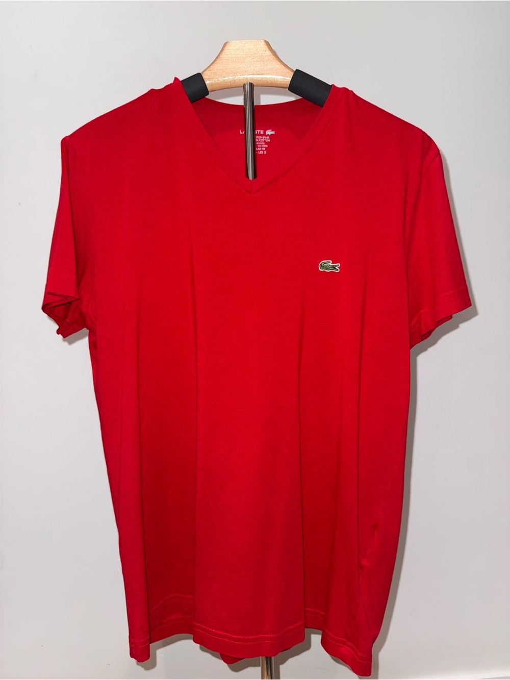 Lacoste Red Pima Cotton V-Neck T-Shirt Men’s Small Regular Fit